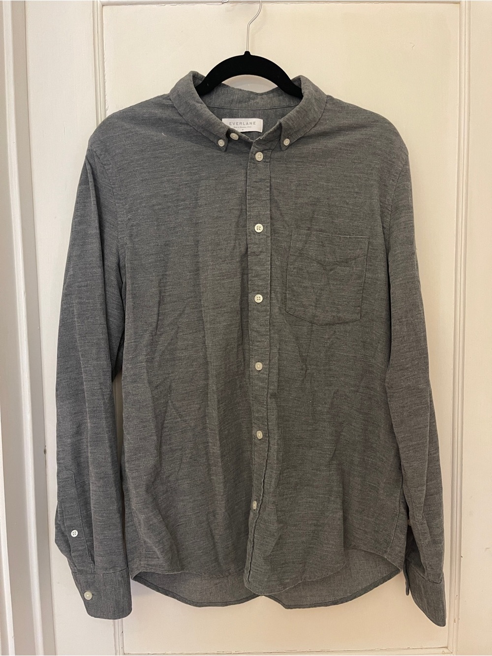 Everlane Men’s Heather Gray Long-Sleeve Button-Down Shirt